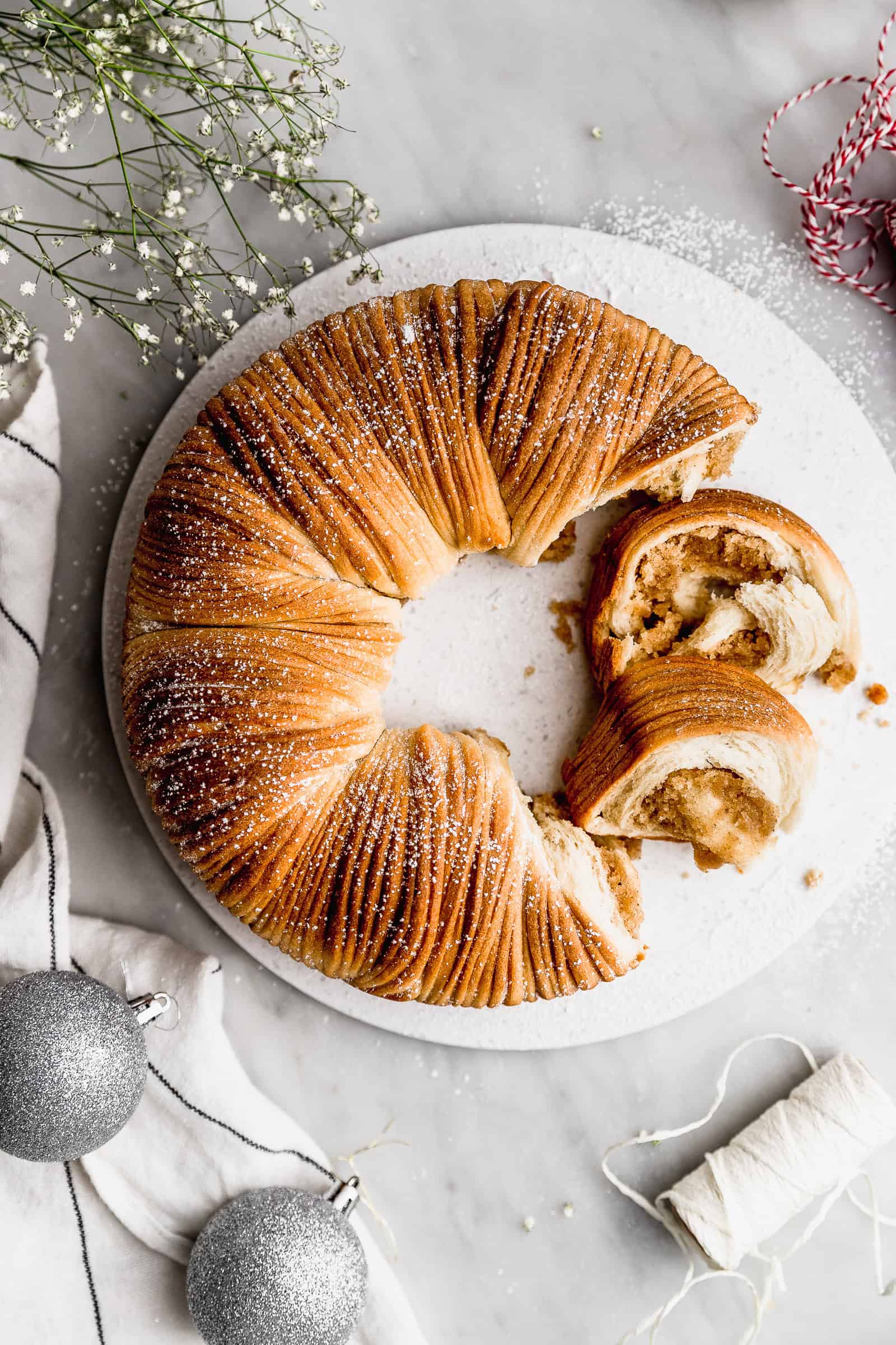 Wool Roll Bread with Almond Filling